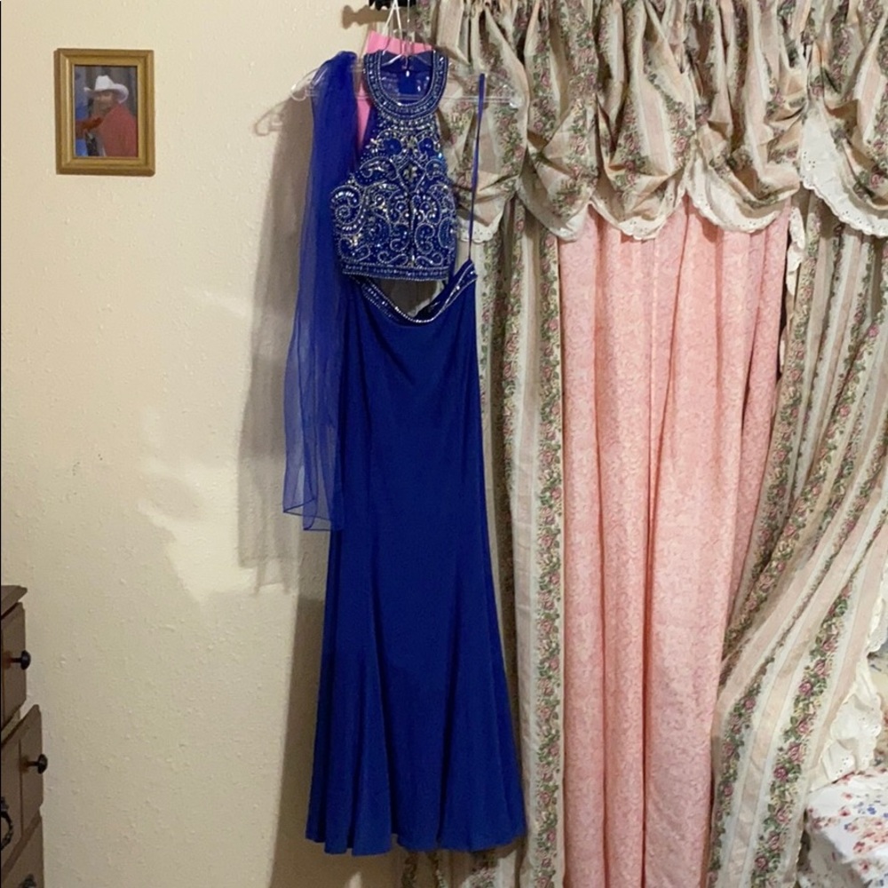 Prom dress